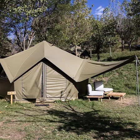 Basecamps Cerdanya Campeggio