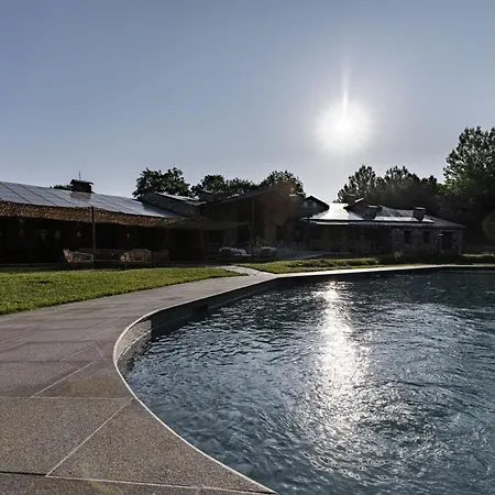 Basecamps Cerdanya Camping *
